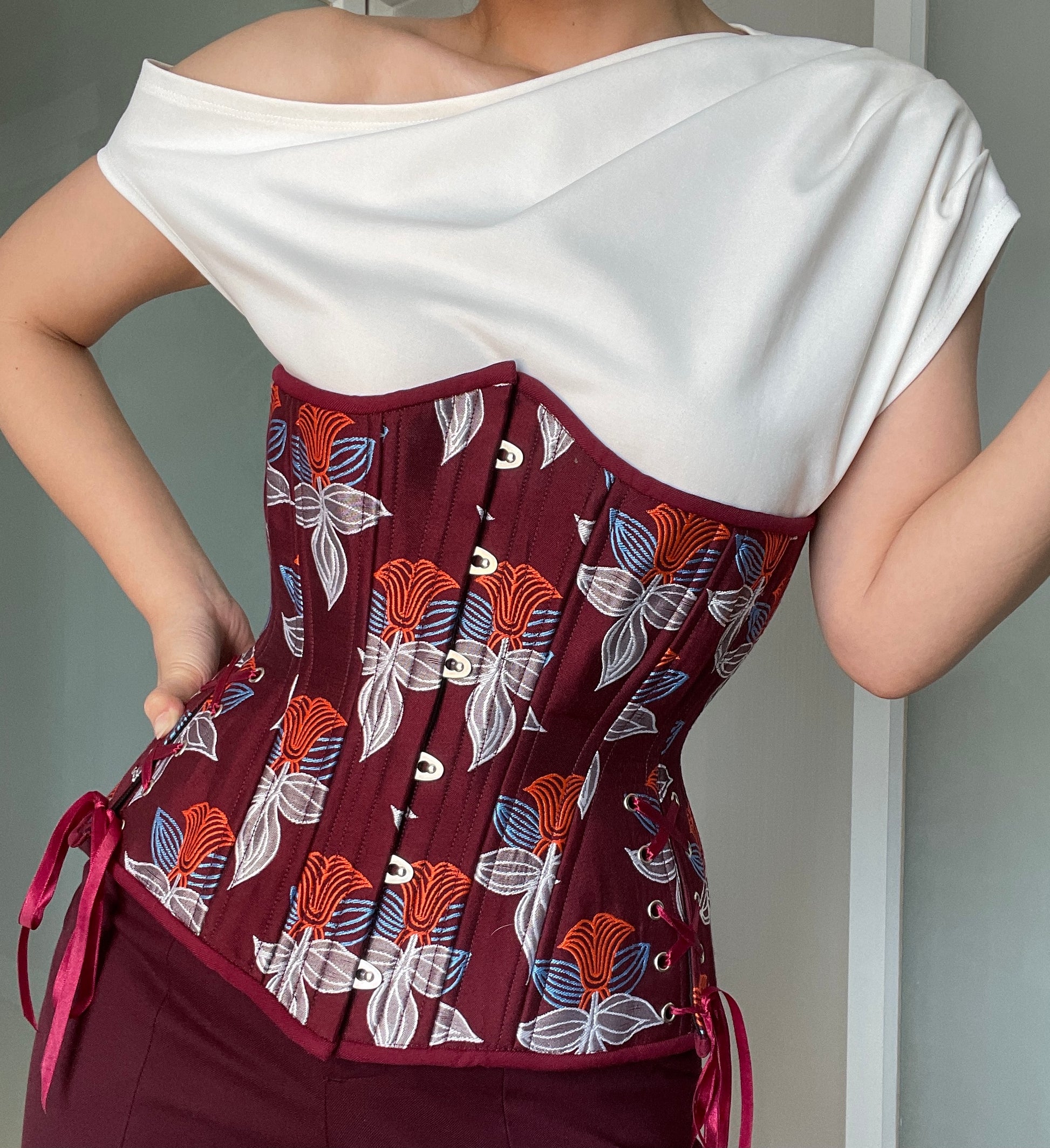 Lucy’s corsetry - Underbust - Corset - Long Torso - Steel - Boned - Waist training - Curve - Timeless Trends - Lace Corset - Corset Tops - Shapewear - Corset Shop - Bustier - New arrival