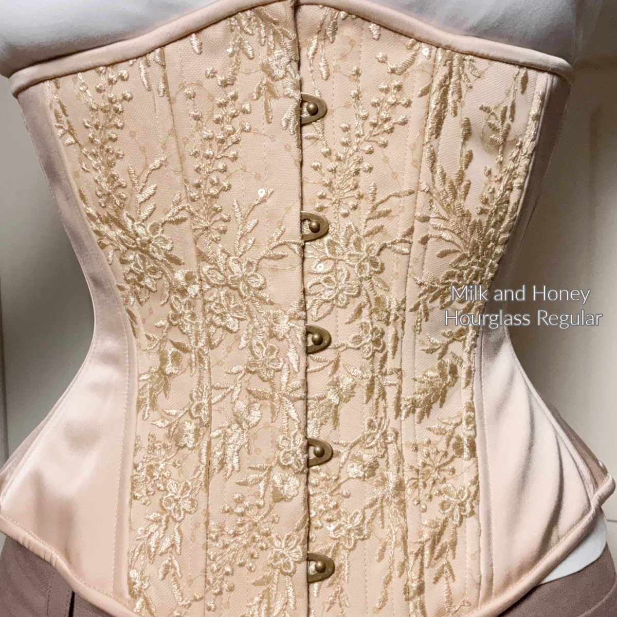 Milk and Honey Corset, Hourglass Silhouette, Regular