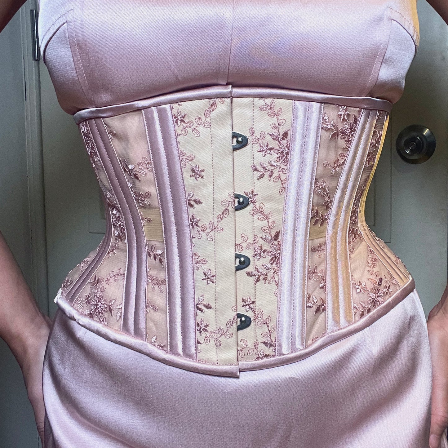 Blush Lace on Beige Mesh Corset, Hourglass Silhouette, Short